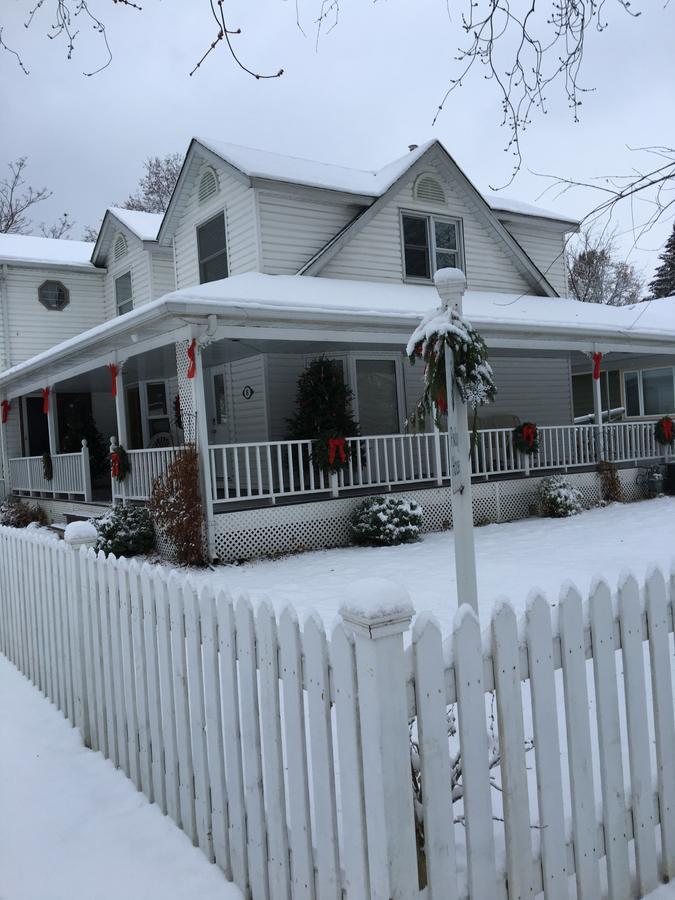 Finlay House Bed And Breakfast Niagara - On - The - Lake Экстерьер фото