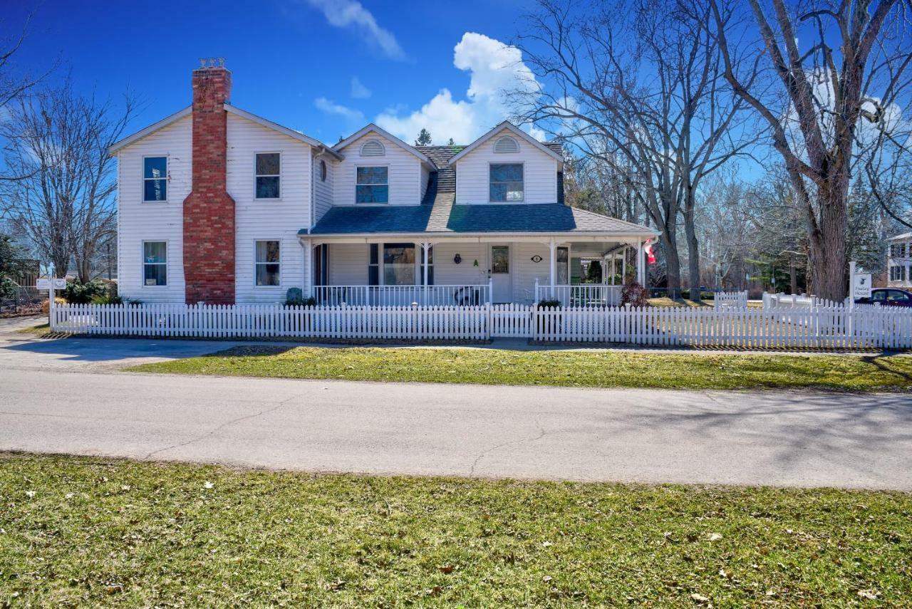 Finlay House Bed And Breakfast Niagara - On - The - Lake Экстерьер фото