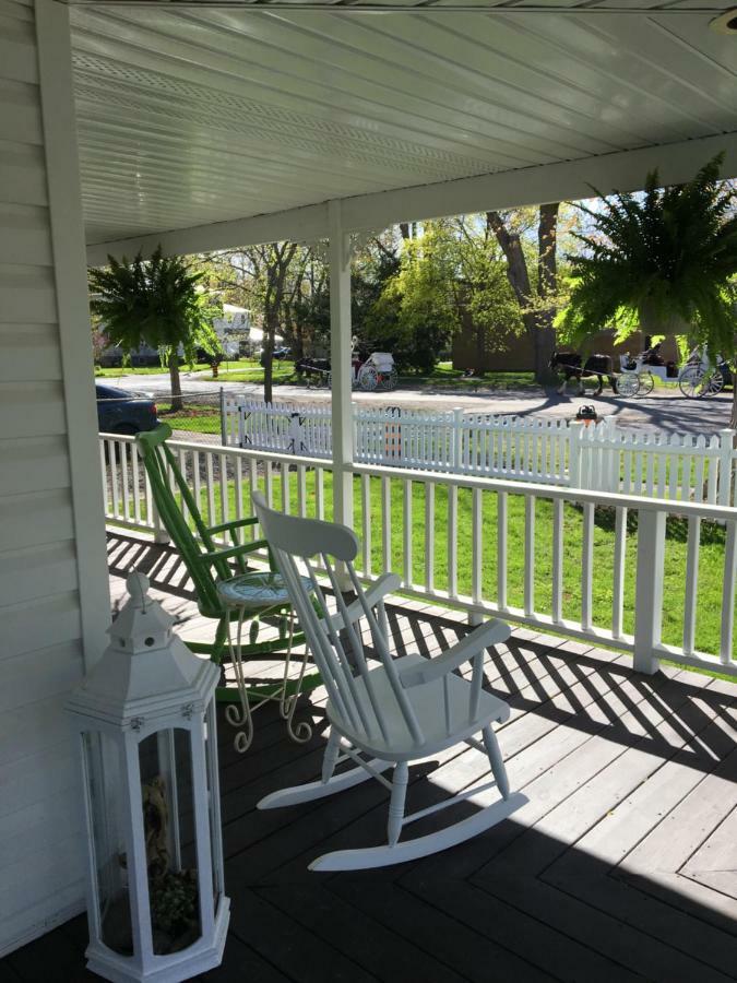 Finlay House Bed And Breakfast Niagara - On - The - Lake Экстерьер фото